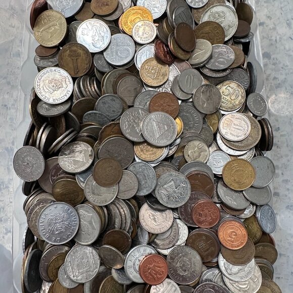 3 POUNDS BULK MIXED FOREIGN COINS FROM AROUND THE WORLD - Picture 4 of 7